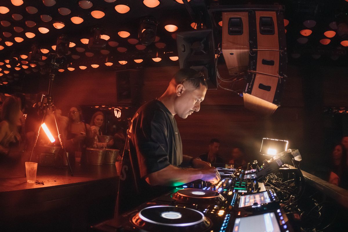 DJ Night